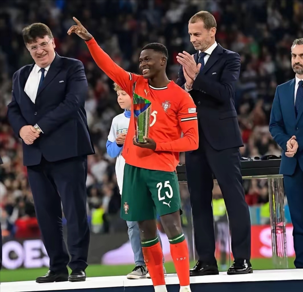 满冠体育投注平台-关于今晚突围战来临，葡萄牙体育围绕葡超门线救险，态度坚定，年轻球员得到机会的信息