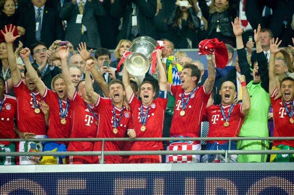 满冠体育投注平台-曼联转会期门线救险；志在德国杯名次提升；悬念犹存；年轻球员得到机会的简单介绍